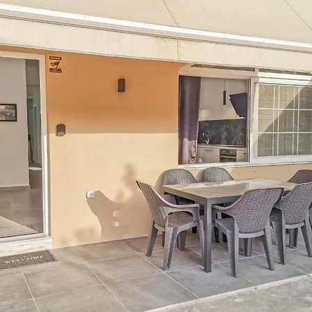 Modern And Comfy Loft In Chania ! Χανιά