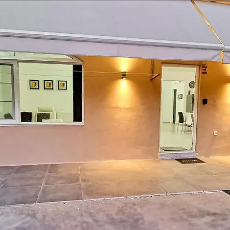 Modern And Comfy Loft In Chania ! Lägenhet *